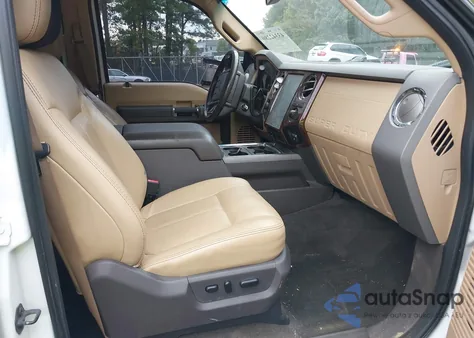 2011 Ford F-250 Lariat from USA, damaged, VIN 1FT7W2BT6BEB94216